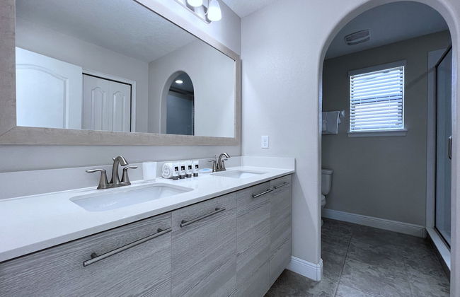 Balmoral Resort-192kb 4 Bedroom Home by RedAwning - Photo 16