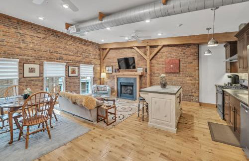 Moore on Main - Foto 36