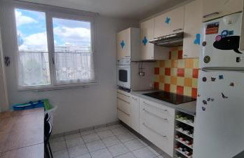 Appartement avec grand salon, barbecue et terrasse proche Paris et Disney - Foto 13