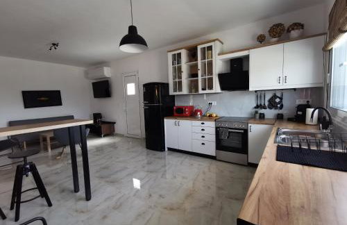 Mika's B luxury House near Faliraki - Photo 50