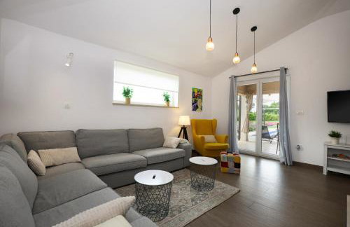 Luka's house - Photo 12