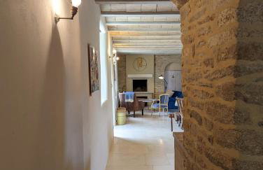 Maison typique bretonne avec toit de chaume - Foto 15