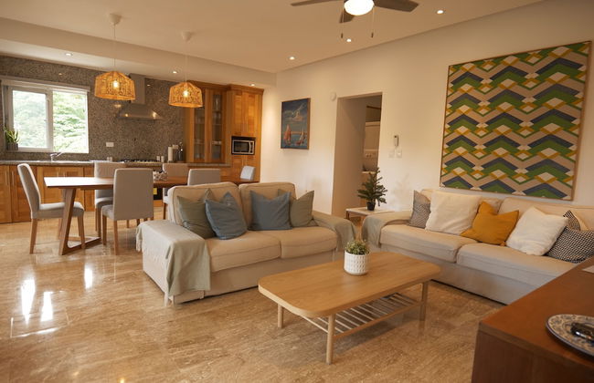 JardinesDelMontserrat - Foto 1