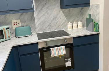 Fassifern. 1st Floor Apartment with Loch View - Foto 6