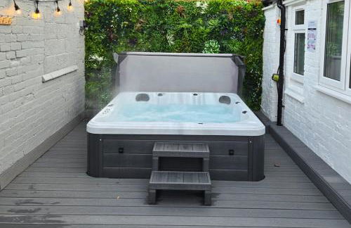 Derby City Centre Apartment With Roof Top Hot Tub - Foto 37