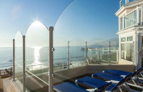 Garden Apartment, 1 Pilots Point - Photo 3