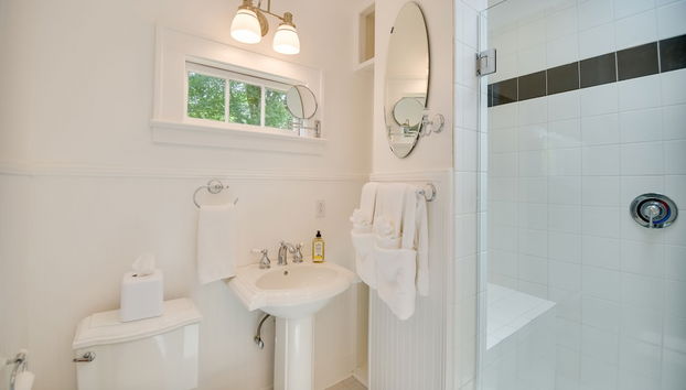 Mobjack Bay Rental on Private Cove - Photo 5, Salle de bain