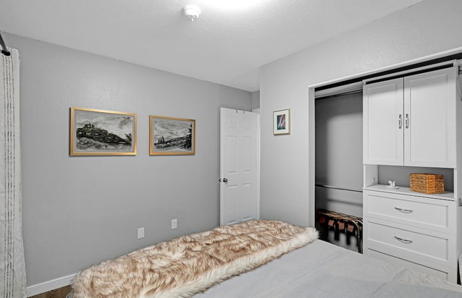 Fairbanks Fox Den 2 Bedroom Townhouse - Photo 5