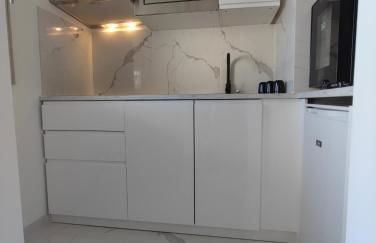 LA SUITE appartement pleine vue mer - Photo 10