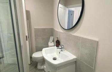 The Retreats 2 Kenfig Hill Pet Friendly 2 Bedroom Flat with King Size bed twin beds and sofa bed sleeps up to 5 people - Foto 18