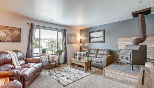 Near Red Rocks, Hiking and Skiing Kittredge Condo! - Foto 1