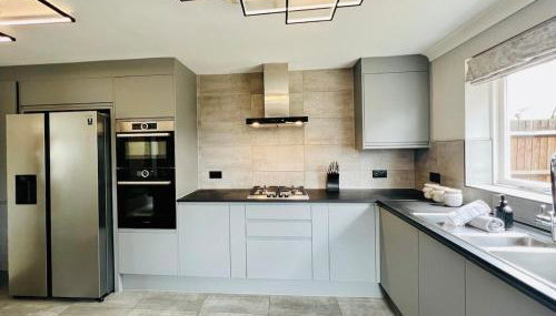 Luxury Homely Stay Near City Centre With Parking - Foto 5