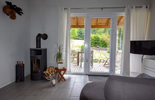 Holiday Home in Forest with Terrace & BBQ - Foto 21