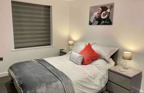 Luxury Accom with Amazing Views over Rudyard Lake - Photo 28