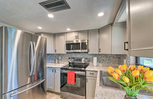 Bright Venice Home with Yard Less Than 4 Miles to Beach! - Photo 12