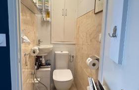 Beautiful renovated luxury apartment terrace parking - Photo 24