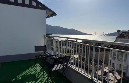 Casa VOL - Piso 2 Terraza con vistas a la Ría, Camino Portugués - Foto 4