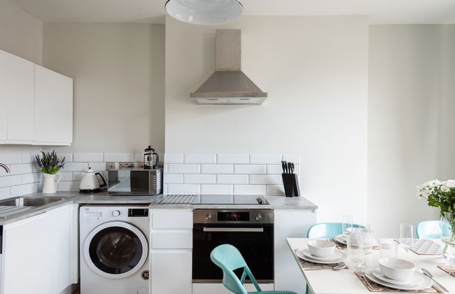 The Love Walk Apartments - Photo 23