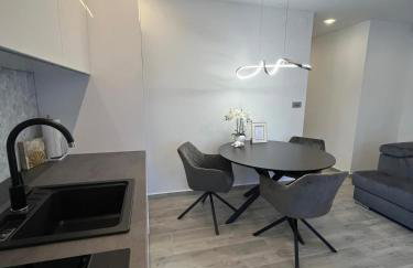 HelaMoni, New 5 Star 2 Person apartments with pool - Foto 41