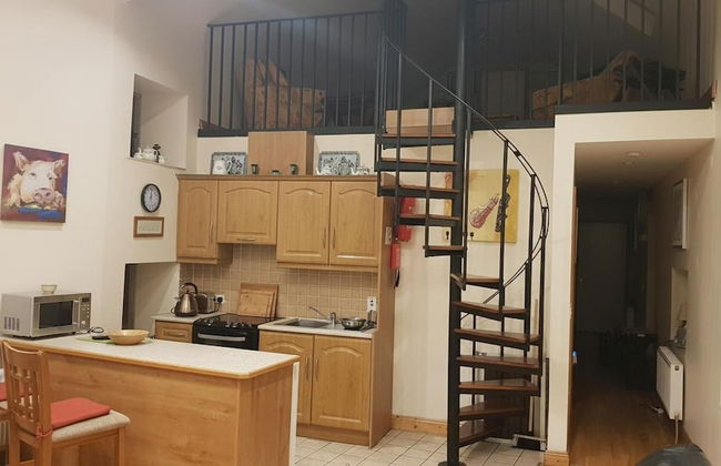 Apartment Sleeps 7 With Mezzanine - Photo 30