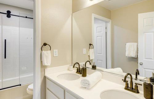 Mtn-View Gem with Private Yard Luxe Beaumont Home - Foto 27