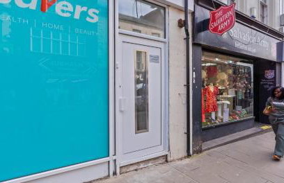 2BR Apartment with Sofa bed I Prime Town Centre Location I Gold St D-Lux, Modern Amenities, Walk to Train, Bus Stations, Shops & Cafés I Leisure and Business Stays Welcome - Foto 53