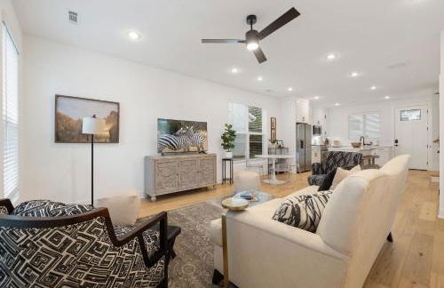 Campus Core-Half mi to Bud Walton-2 mi to Downtown - Foto 1