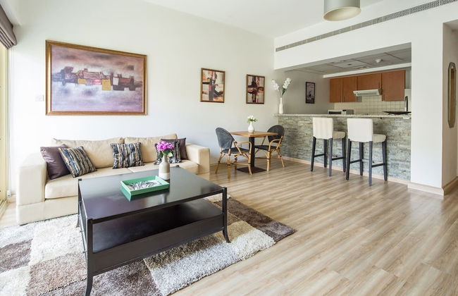 Spacious 1BR in The Greens! - Photo 6