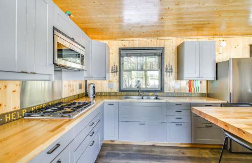 Lakefront Cabin on Lake Vermilion with Large Dock - Foto 9