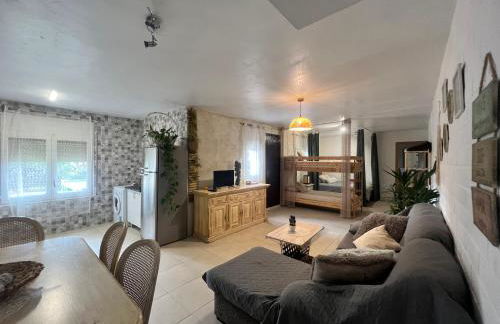 Apartamento loft, jardín y piscina privada - Foto 3