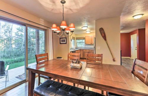 Near Skiing and Hiking Inviting Retreat in Victor! - Photo 9