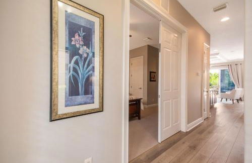 Two King En-Suites …Inside the Prestigious Reunion Resort - Foto 6