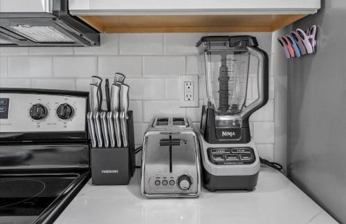 Lux House & Carriage house Furnished for Comfort - Foto 53