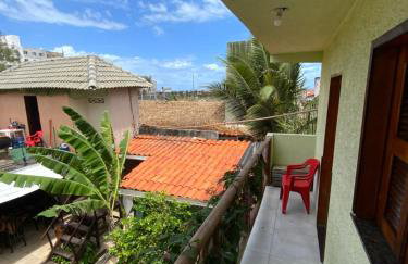 Lindo, simples, aconchegante e pé na areia - Foto 2