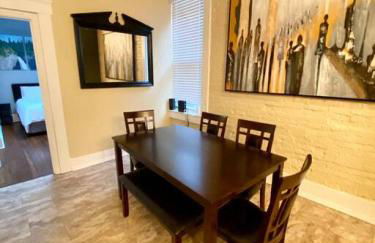 Uncork on Historic Main! - Foto 11