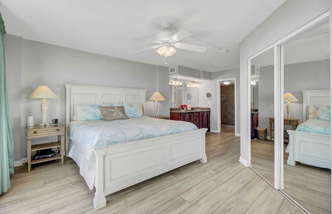 407 A Shipwatch by Avantstay Beach Front Condo w/ Ocean Views - Foto 15