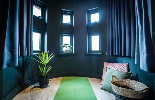 Urban Jungle by Domu Stays - Foto 9