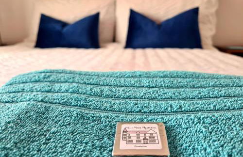 Vale View Apartment, Prestatyn, North Wales - a stylish, dog-friendly holiday let just a 5 min walk to beach & town! - Foto 16