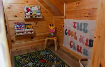 Sleeps 16 Luxury Cabin with Game Room & Hot Tub - Foto 6