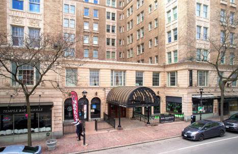 East 225 I Modern Studio in Downtown Rochester - Foto 38