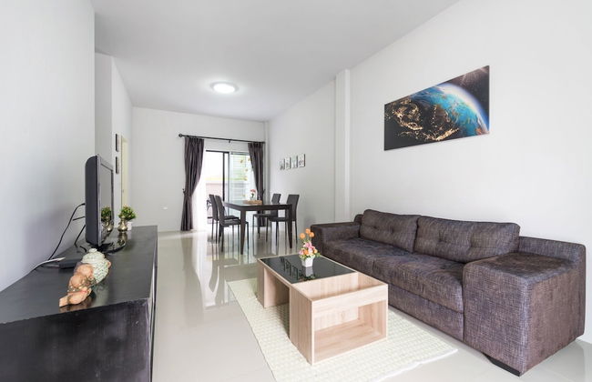 Supirum Cozy Home 3 Bedroom near Beach - Photo 2