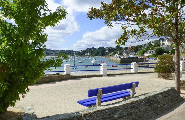 Charming Holiday Home Near the Beach, Locquemeau - Foto 8