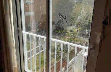 Apartment with balconies and garden - Foto 2