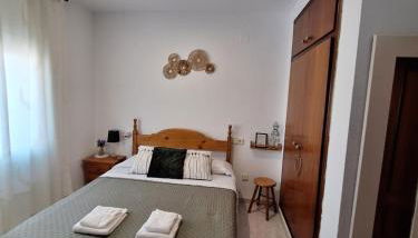 Centrico piso a 5 min de la playa, ac, wifi y parking incluido - Foto 3