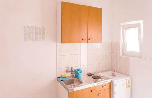 Apartmetns Franka Saplunara-One-Bedroom Apartment with Terrace and Sea View No2 - Foto 4