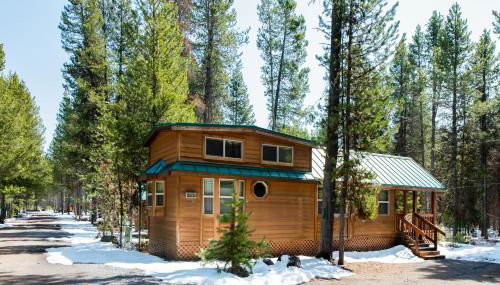 Willamette Pass Inn & Chalets - Photo 4