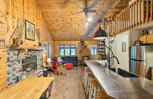 Waterfront Cottage with Dock on Papoose Lake! - Foto 1