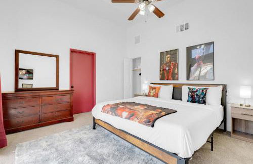 8BR 5BA SuperHero Retreat-King Beds, BBQ, Hammock, Firepit, MiniGolf, WorkSpace - Foto 6