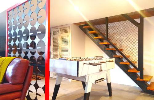 "La Case" - Magnifique ferme rénovée au cœur de la nature - Piscine privée sans vis-à-vis - Vue dégagée - Jardin - Stationnements gratuits devant la propriété - Belles prestations - Foto 37