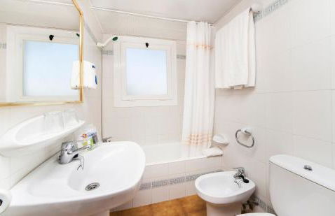 Globales Apartamentos Cala Viñas ONLY ADULTS 16 - Foto 23